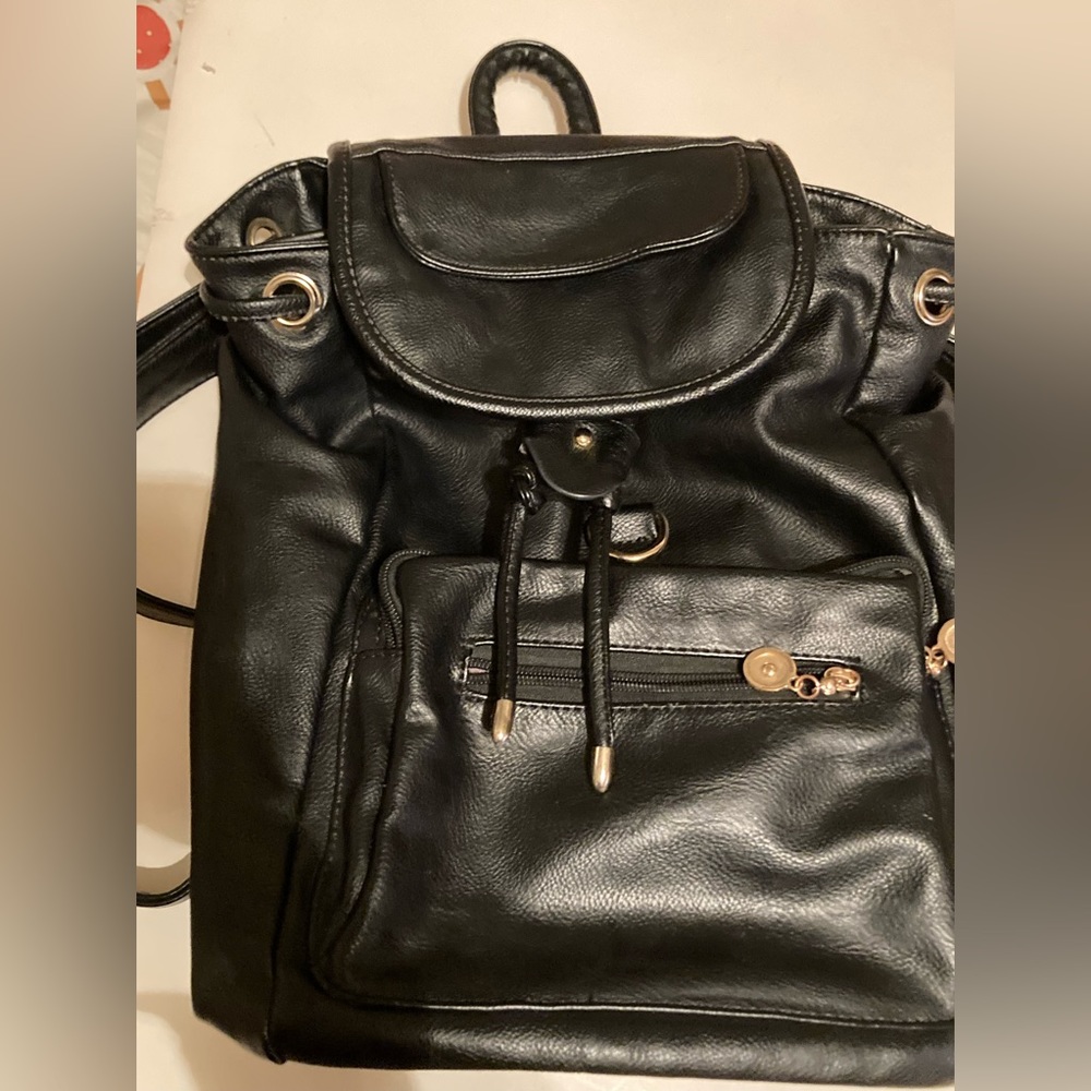 Coofit black leather backpack/ shoulder bag